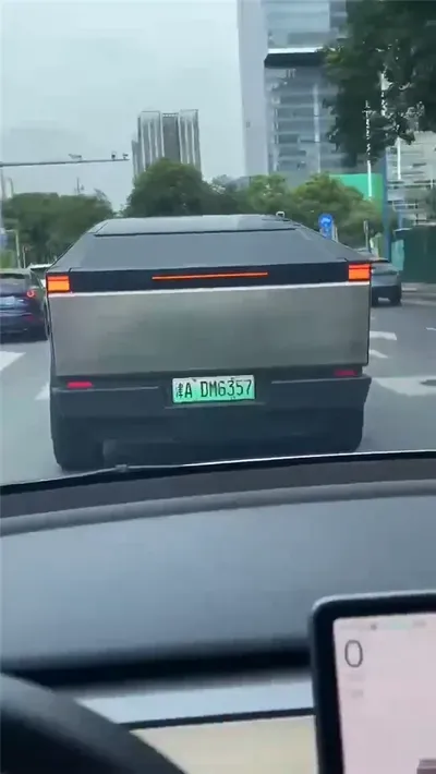 Cybertruck 侧面细节